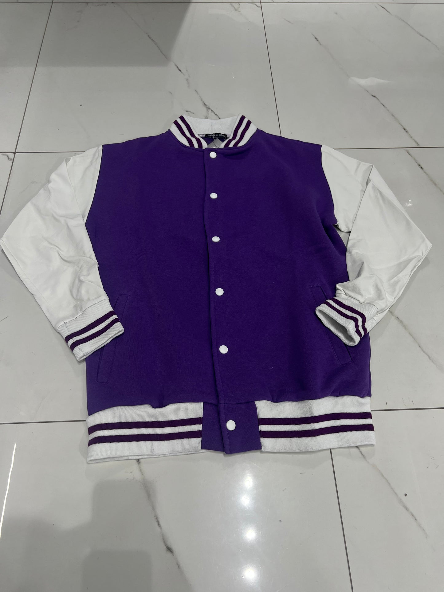 College violet manica in pelle