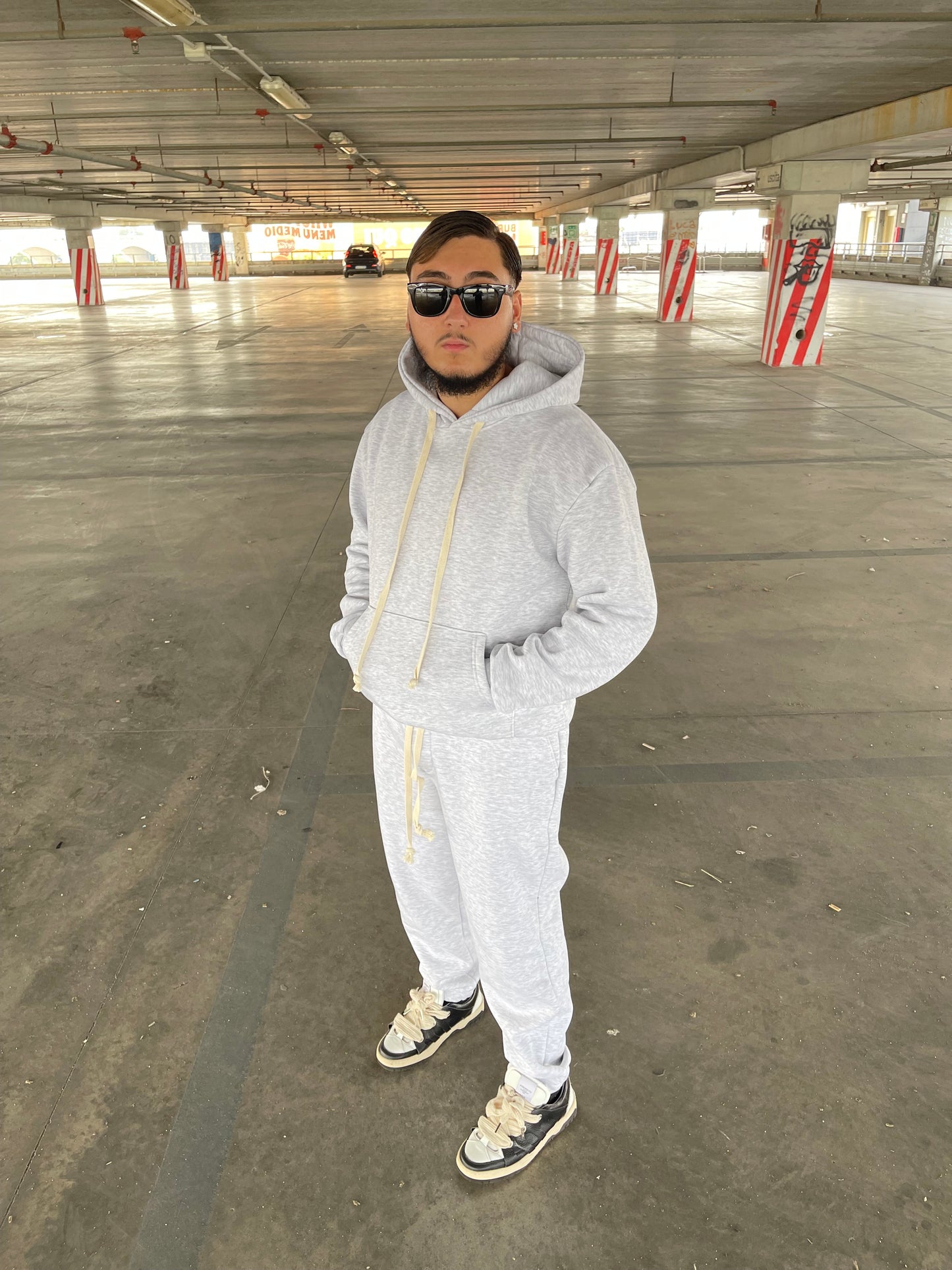 TRACKSUIT GRIGIO NIKE CON ELASTICO A FONDO