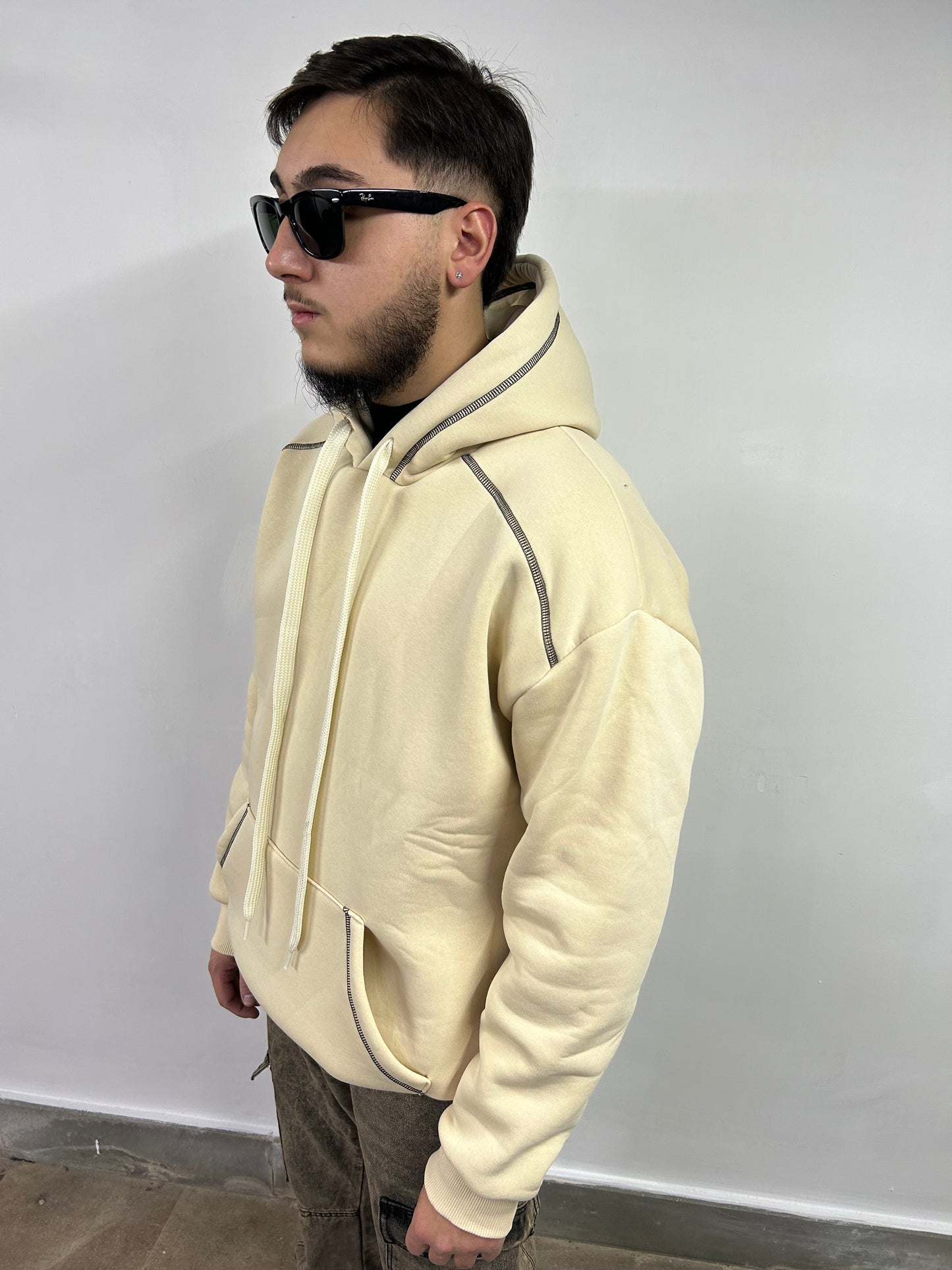 HOODIE CREAM CUCITURE A CONTRASTO